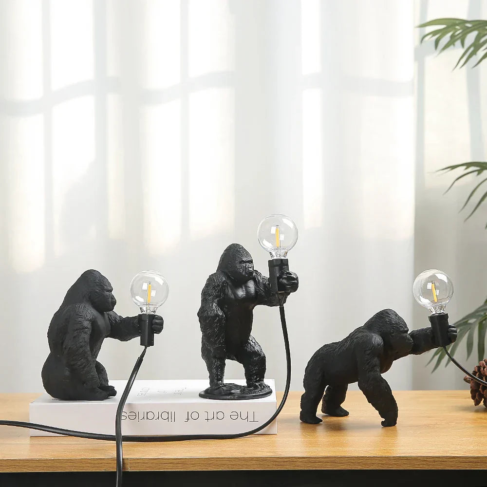 GorillaLux - Unieke Gorilla Tafellamp | Moderne Dierenlamp met Warme LED Verlichting