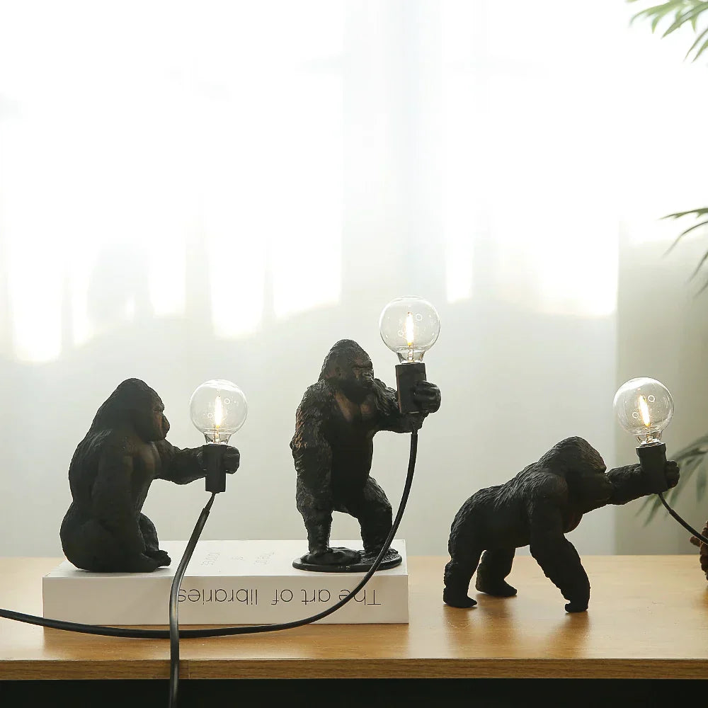 GorillaLux - Unieke Gorilla Tafellamp | Moderne Dierenlamp met Warme LED Verlichting