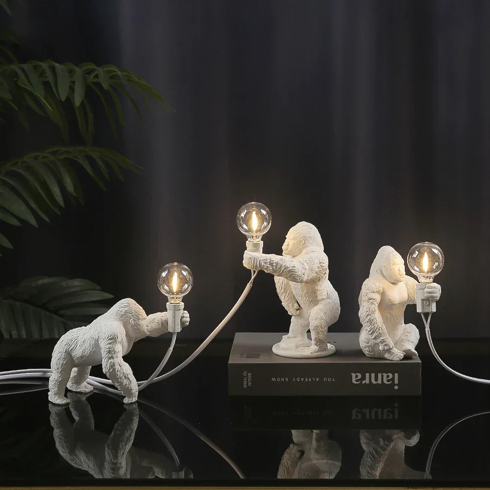 GorillaLux - Unieke Gorilla Tafellamp | Moderne Dierenlamp met Warme LED Verlichting