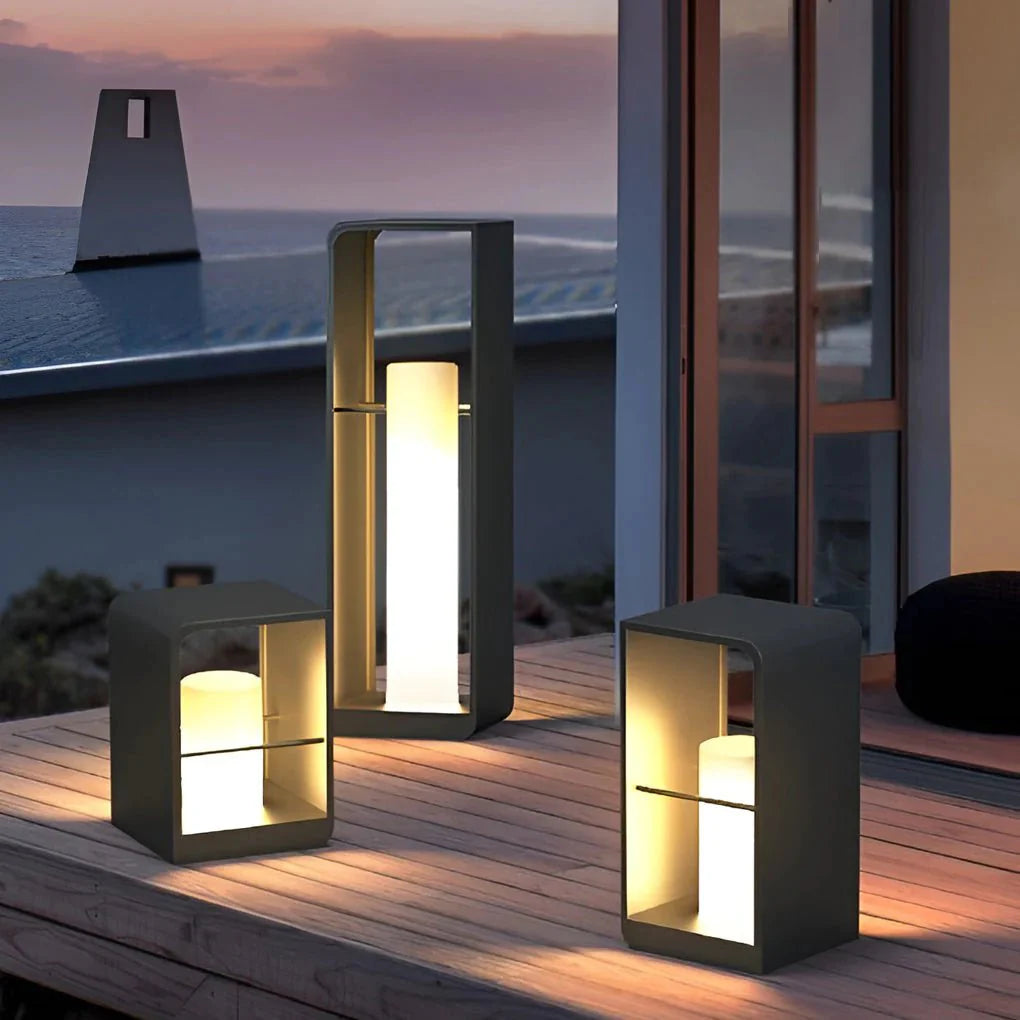 Garden Lantern - Solar Outdoor Lantern
