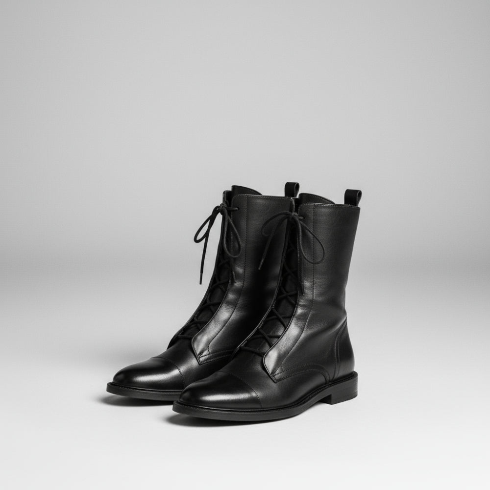 Botins de Senhora em Pele com Atacadores Salto Baixo Uso Diário