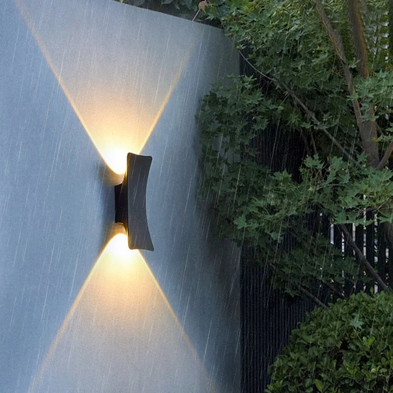LumiEdge – Minimalist LED Outdoor Wall Lamp, Weather-Resistant Modern Lighting for Patio & Garden
