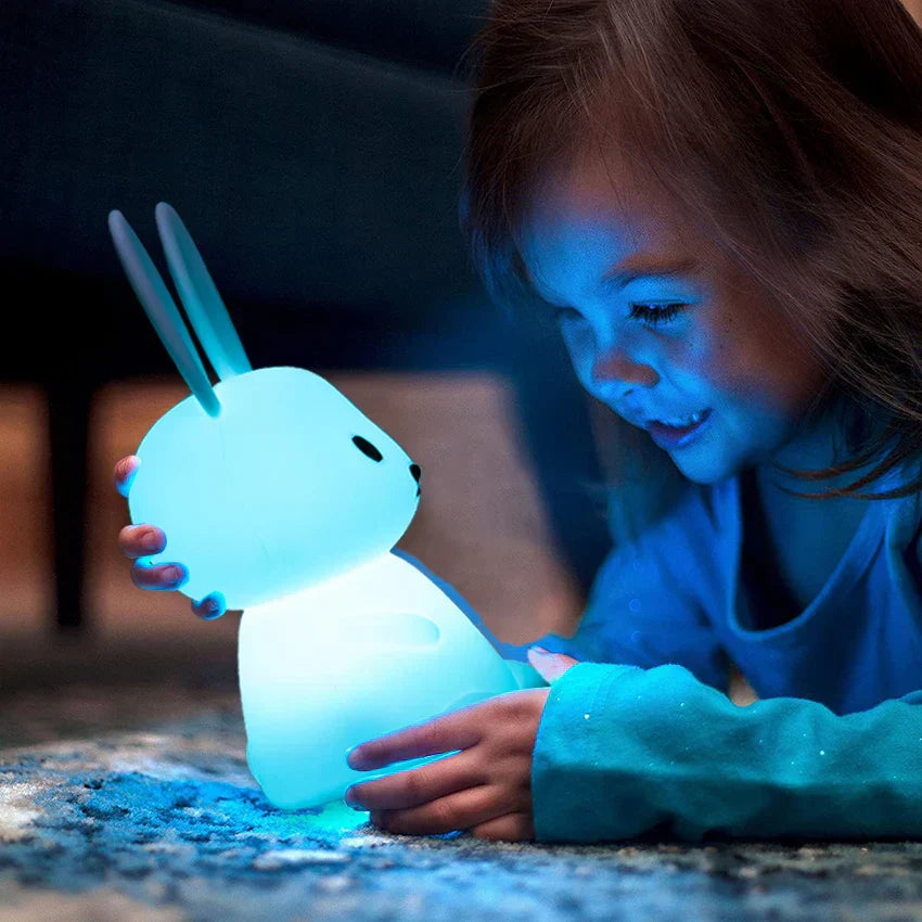 BunnyGlow - Lámpara nocturna LED regulable para niños con control táctil y función de carga USB