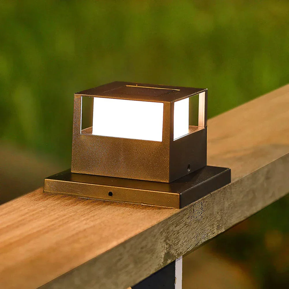 SolarGlow – LED Solar Column Lamp for Outdoor – Weatherproof & Energy-Efficient Garden Lighting