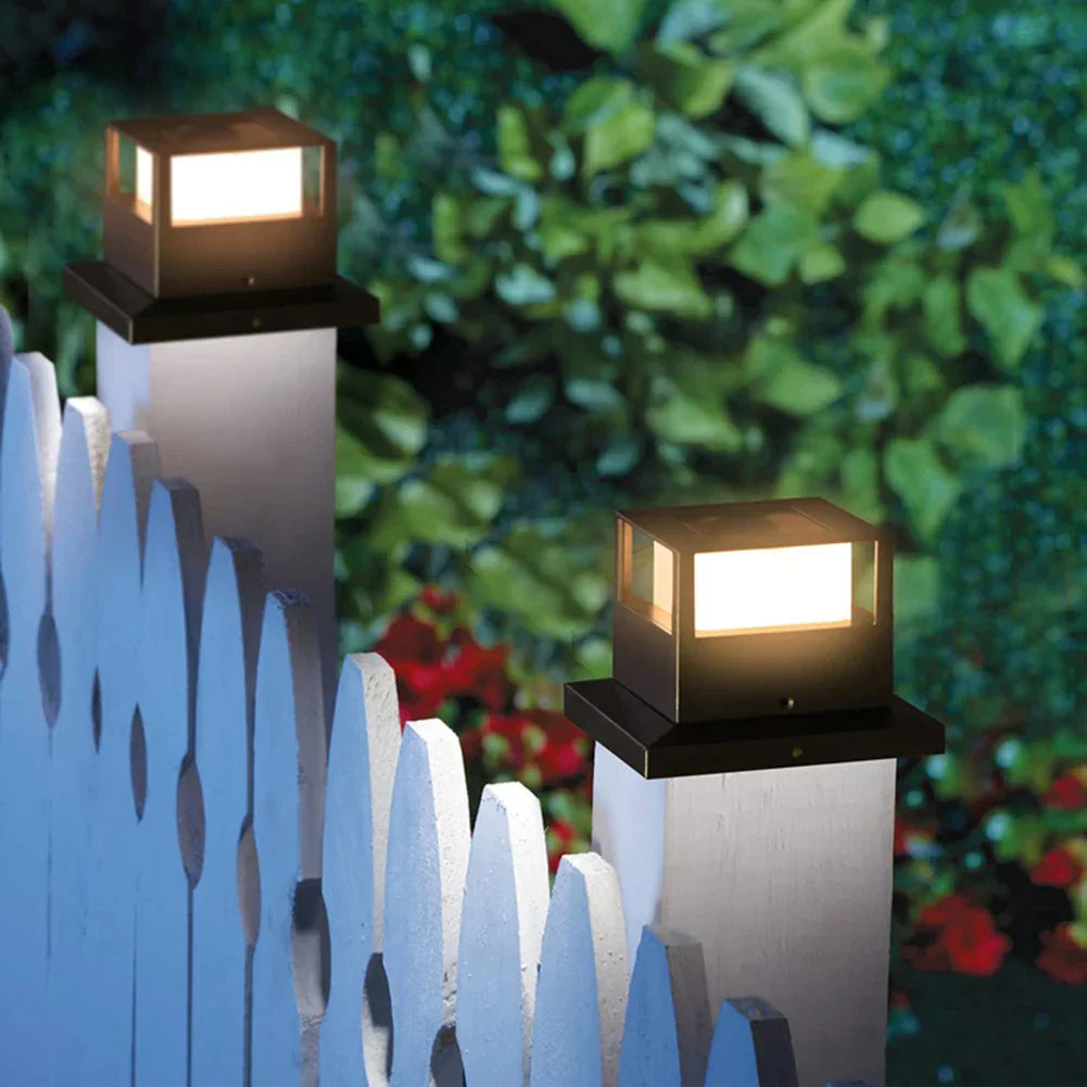 SolarGlow – LED Solar Column Lamp for Outdoor – Weatherproof & Energy-Efficient Garden Lighting