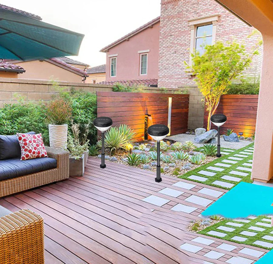 LumiPath – Illuminazione Solare LED Colorata per il Giardino – Illuminazione Esterna Impermeabile ed Energeticamente Efficiente