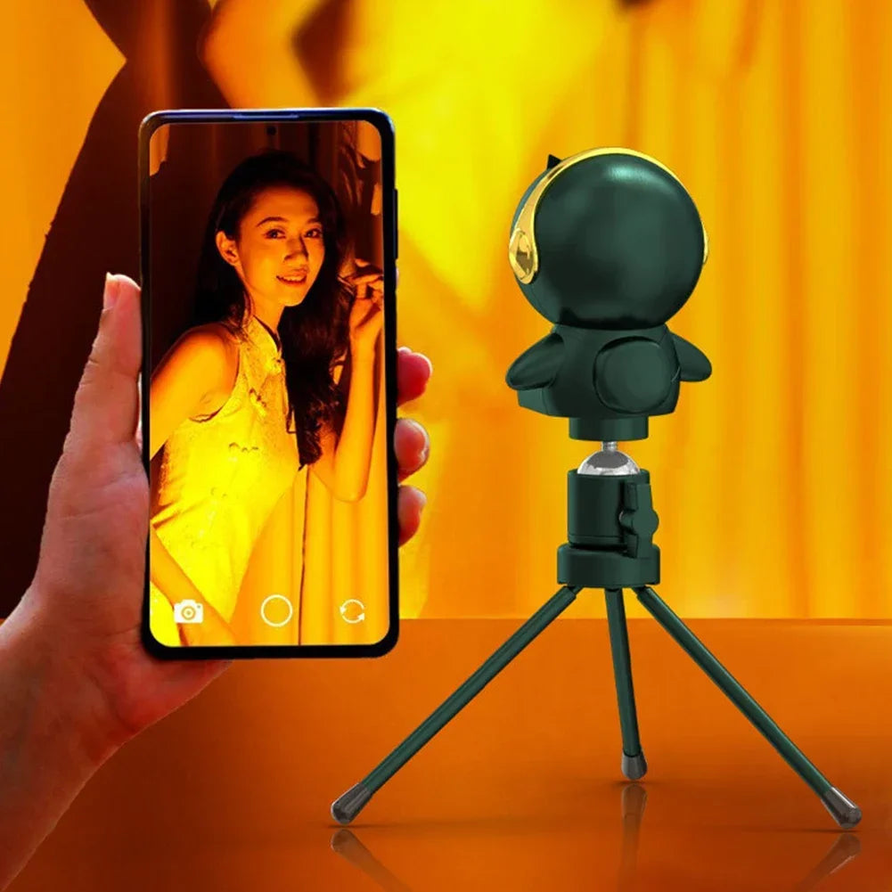 AstroGlow - Zonsondergang LED Projectorlamp met Astronaut Design – Sfeervolle Verlichting