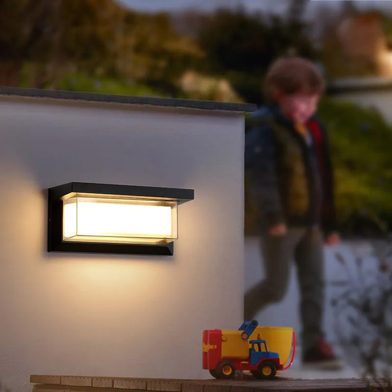 MoonGlow - External Wall Lamp for Outdoor Use