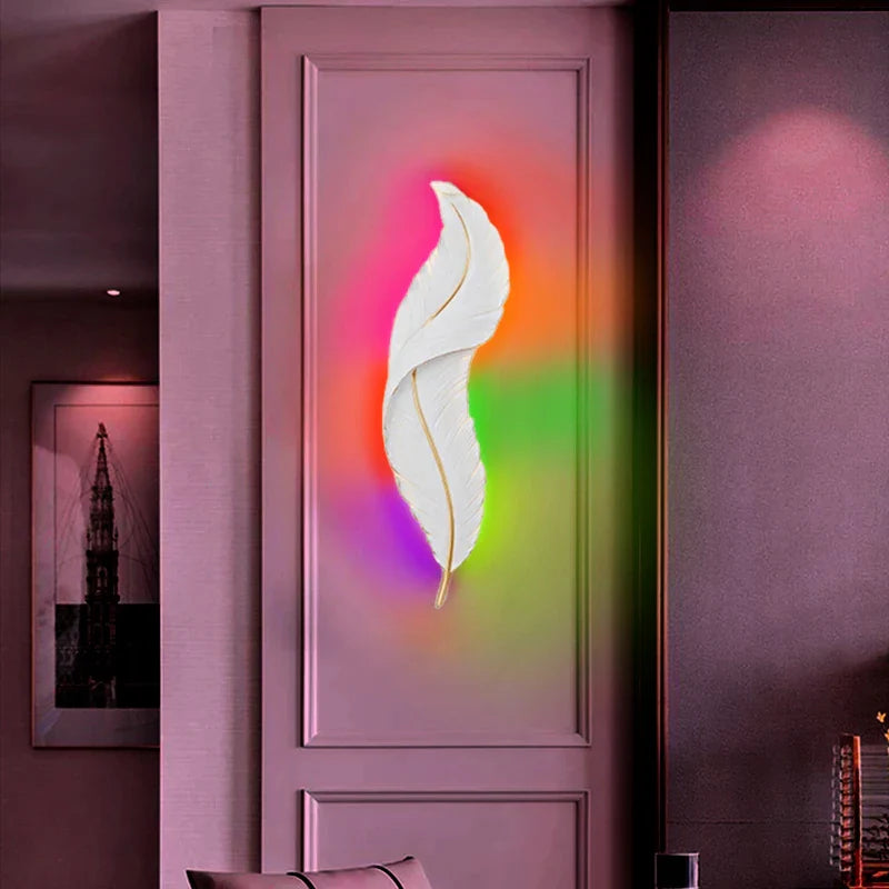 FeatherGlow - Lámpara de pared moderna con plumas blancas