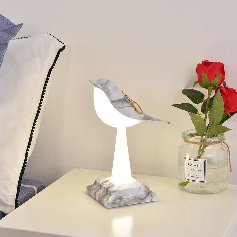 NatureGlow - Elegante Vogel Tafellamp met LED Nachtlicht