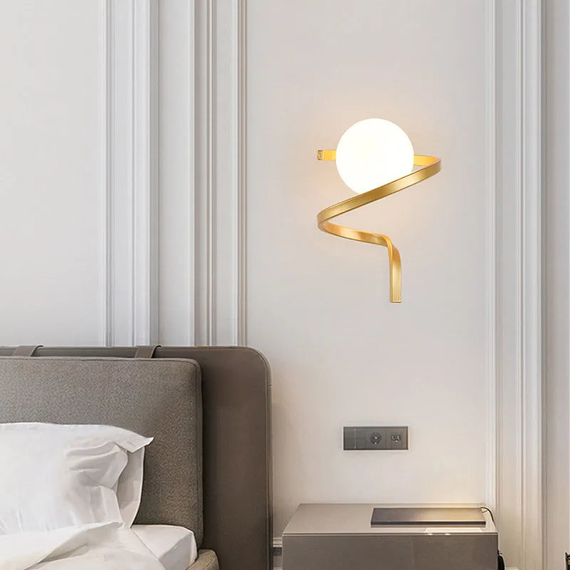 LumiÉlégance – Moderne glazen wandlamp voor een luxe uitstraling