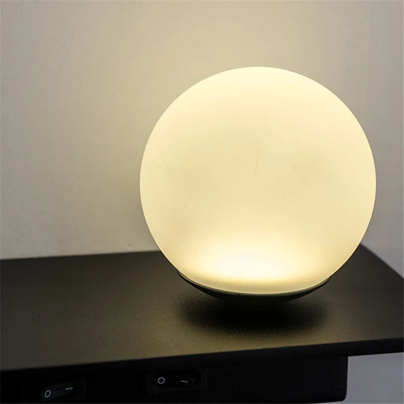SpaceGlow – Moderne LED Wandlamp met Plank en USB Poort