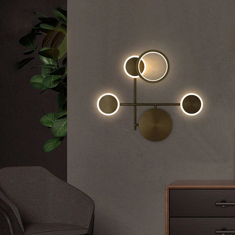 GlowCraft – Lámpara de pared LED moderna en dorado para sala de estar y pasillo