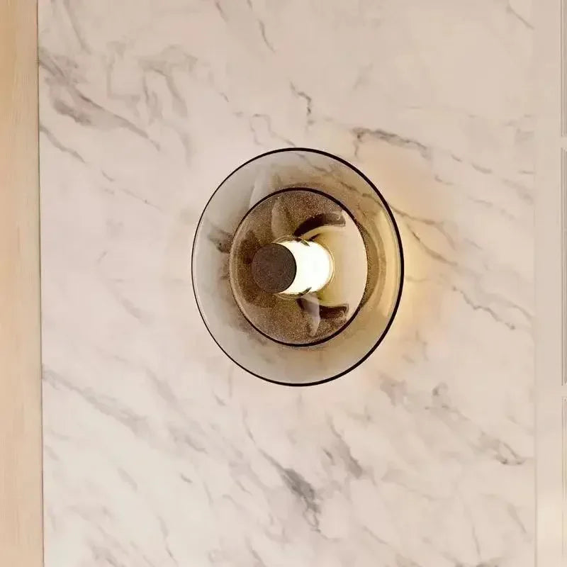 LumiDisc – Amber glazen wandlamp voor een warme sfeer