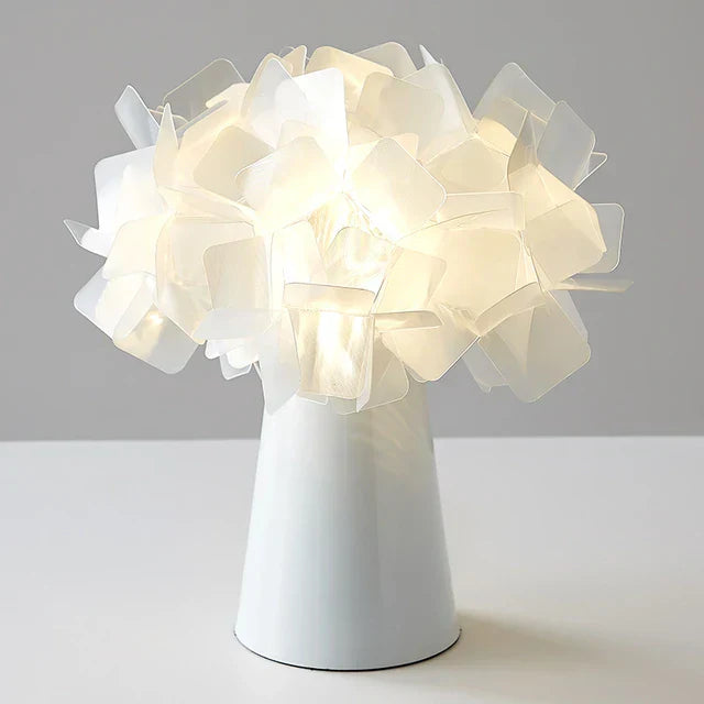 LumiBloom – Lámpara de mesa LED decorativa con diseño único
