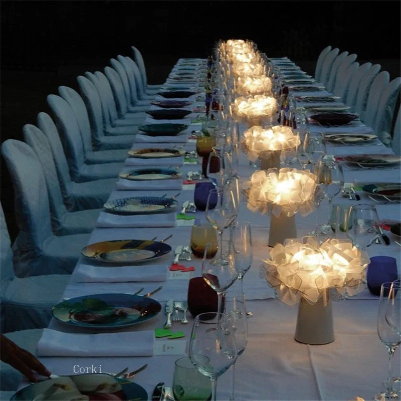 LumiBloom – Lámpara de mesa LED decorativa con diseño único
