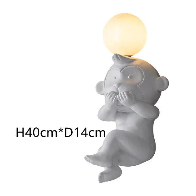 PlayfulGlow - Grappige Aap Wandlamp met Melkglas – Decoratieve LED Lamp