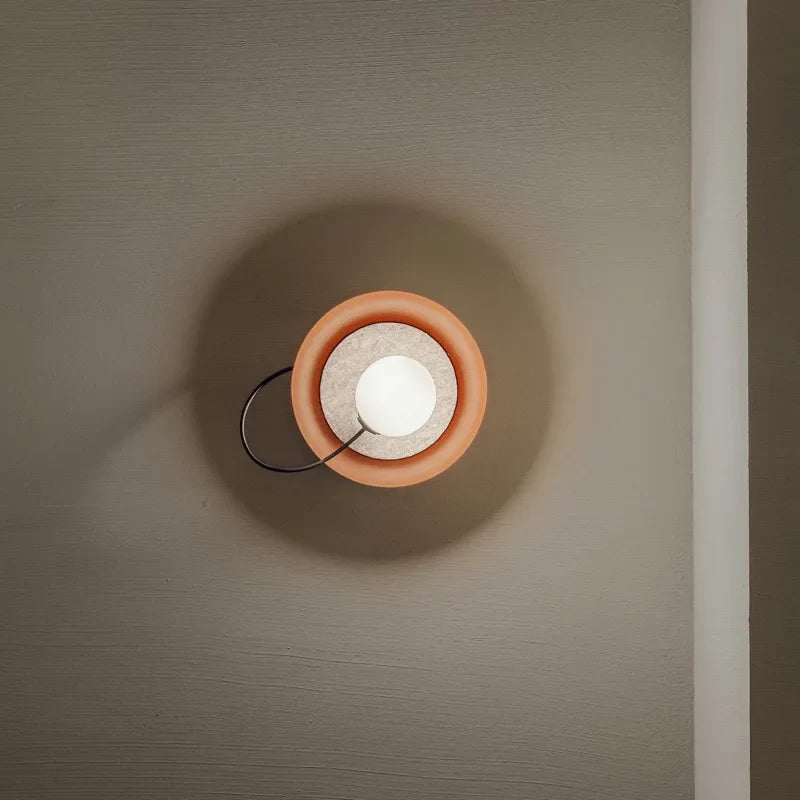 FrostyLuxe – Lampada da parete LED scandinava per un'illuminazione elegante