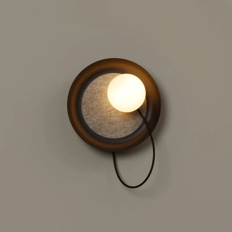 NordicGlow - LED Wandlamp met Glazen Bol Moderne Verlichting