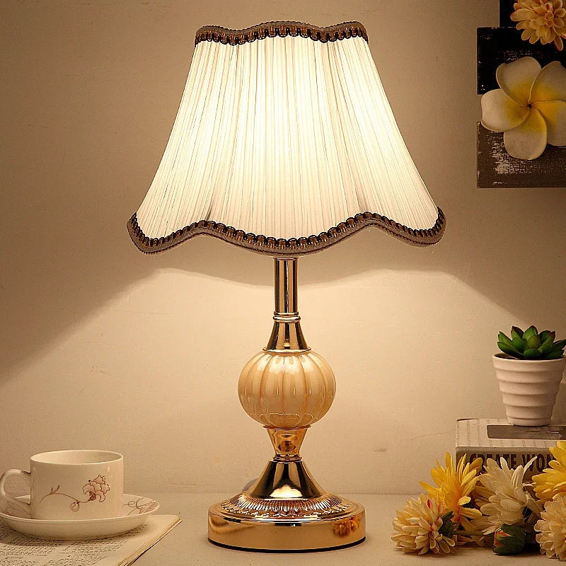NordicRetro – Vintage Tafellamp met Tijdloos Design