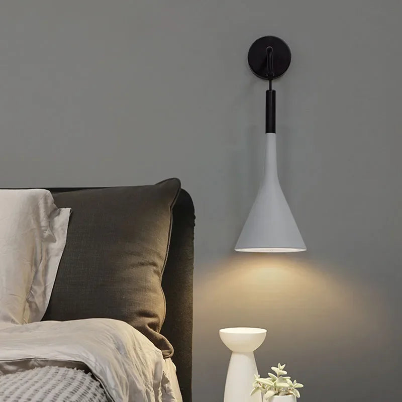 FloralElegance – Nordic Orchidee Wandlamp