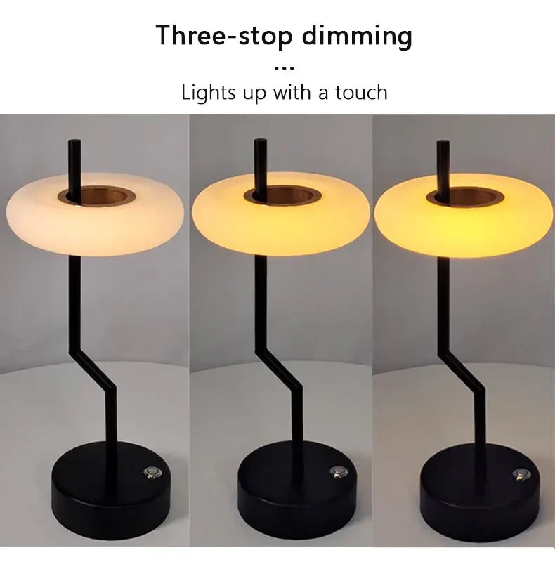 LumiTurn - Lámpara de mesa LED moderna con control táctil | Diseño regulable y giratorio