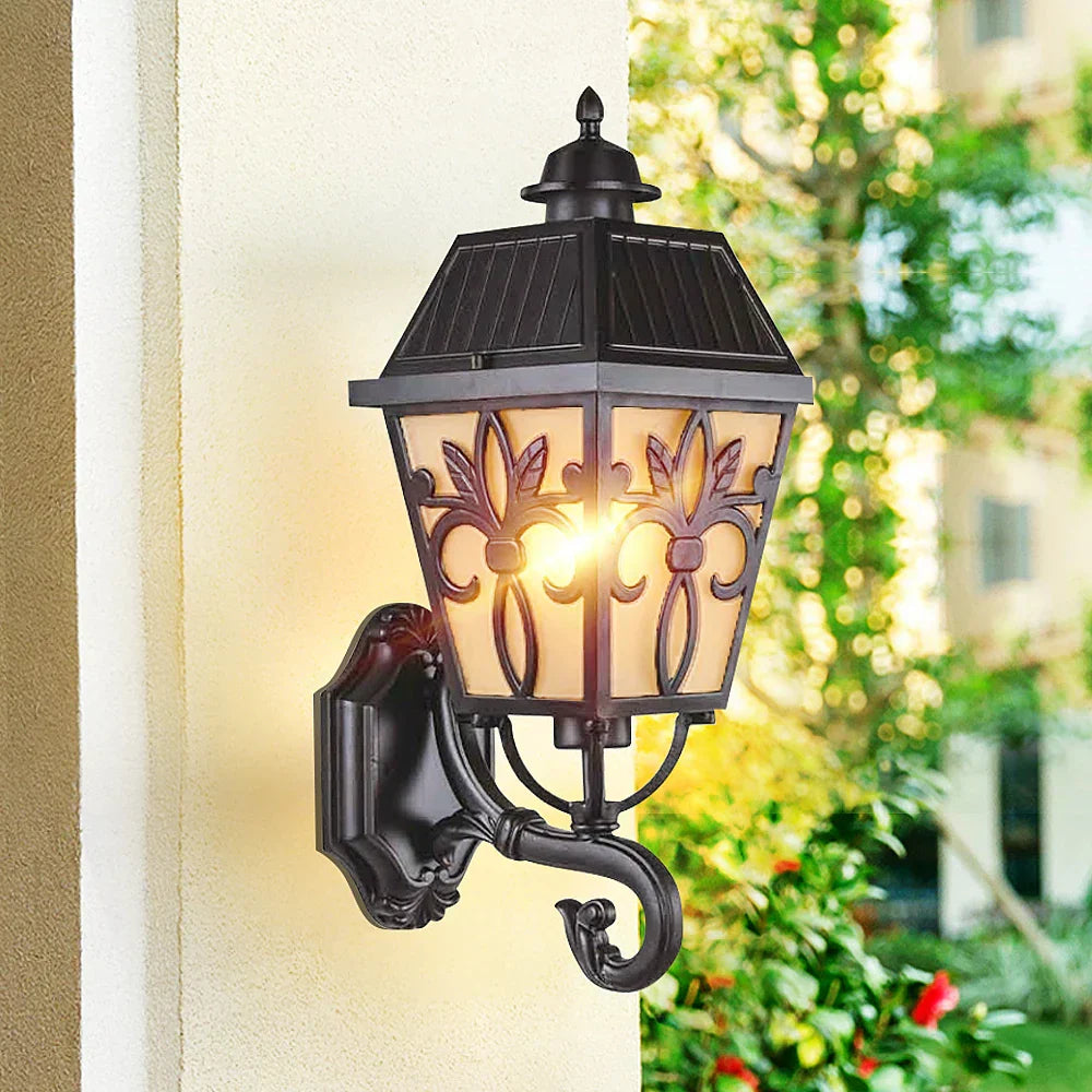 LumiLantern - Vintage Outdoor Lantern in Retro Design – Weatherproof Garden and Driveway Lighting, Energy Efficient & Decorative