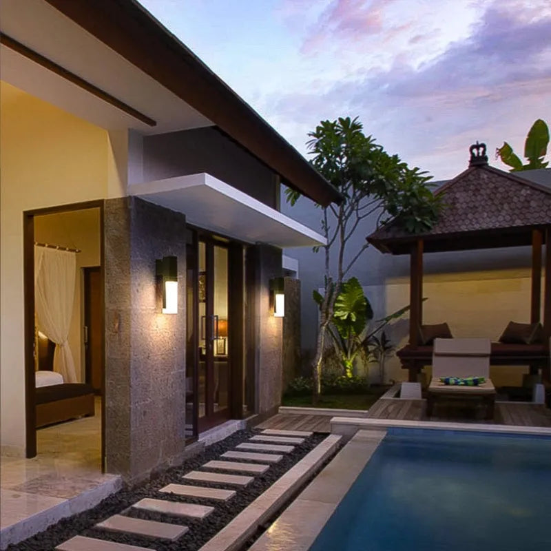 Protector - Outdoor Motion Sensor Lamp