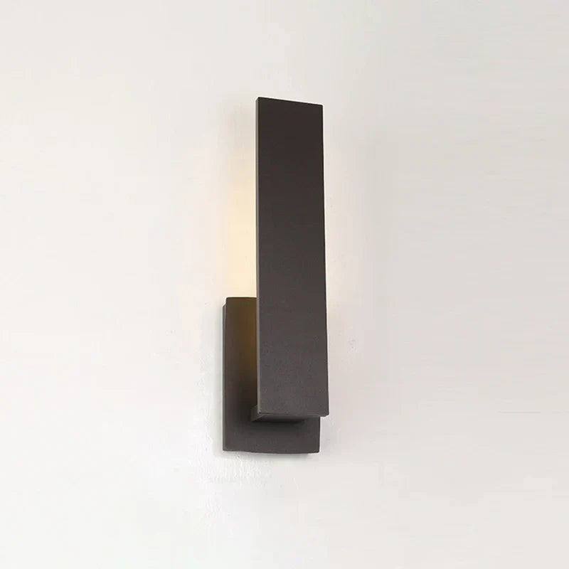 LumiEdge – Minimalist Waterproof LED Outdoor Wall Lamp for Modern Patios & Gardens