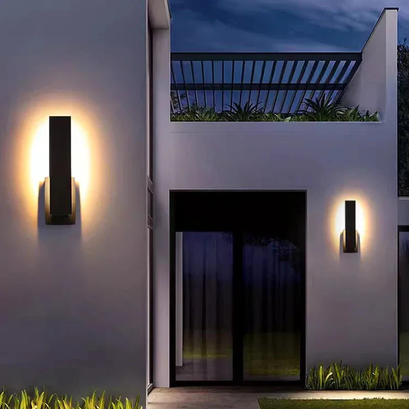 Luminara - Lampada da parete elegante e resistente alle intemperie