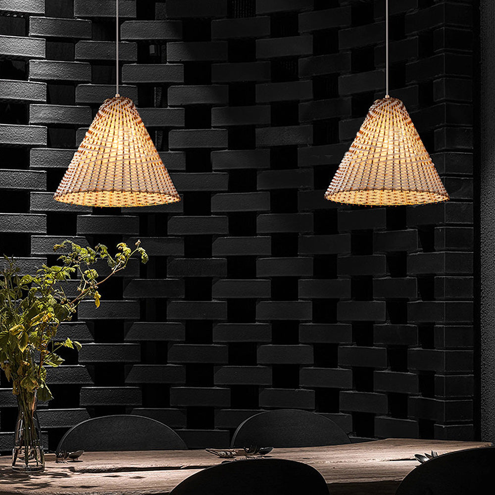 Lámpara colgante boho tejida a mano de mimbre