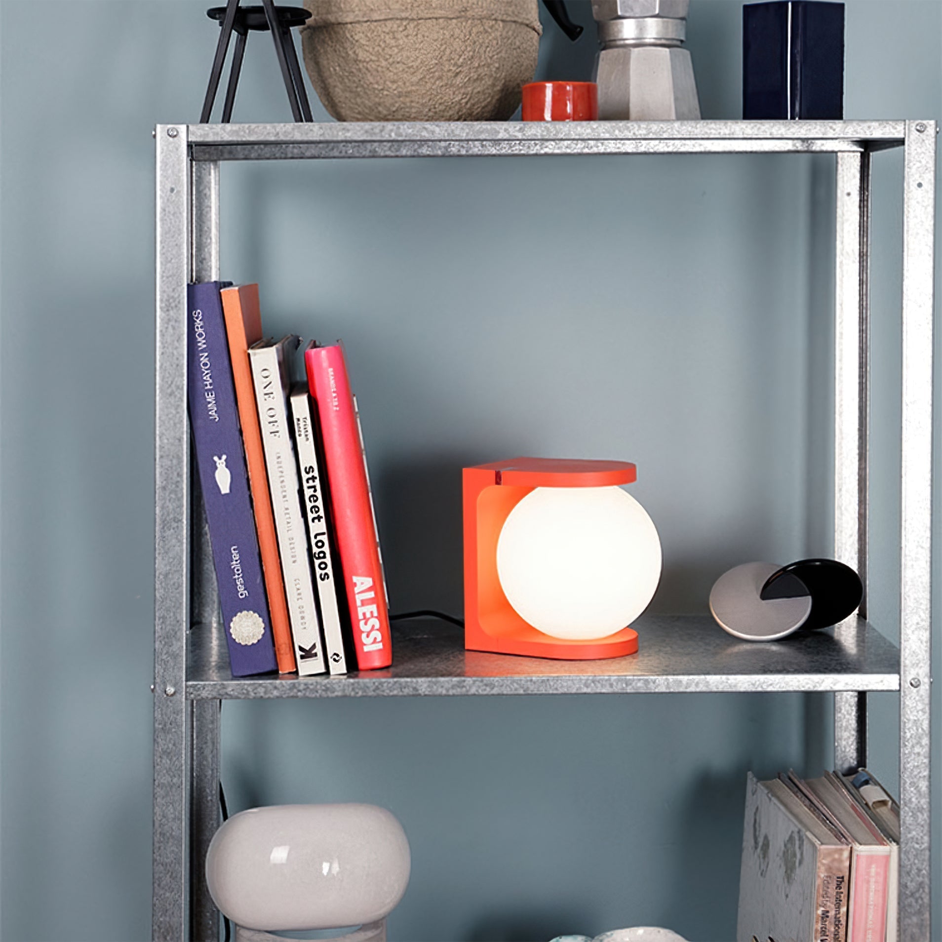 LumiCharge - Draadloze Oplaadbare LED Tafellamp met Boekensteun