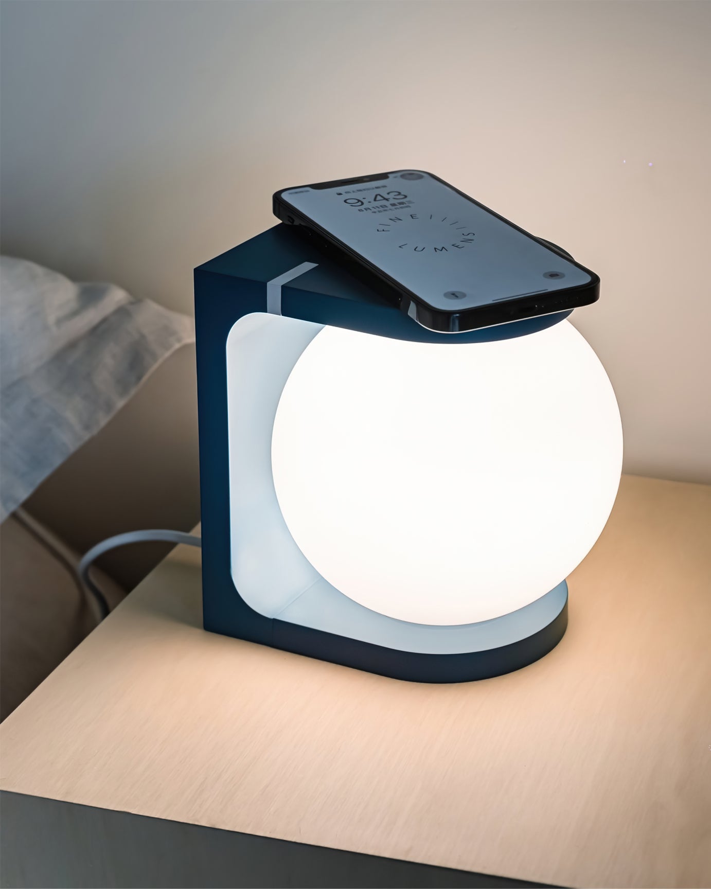 LumiCharge - Draadloze Oplaadbare LED Tafellamp met Boekensteun