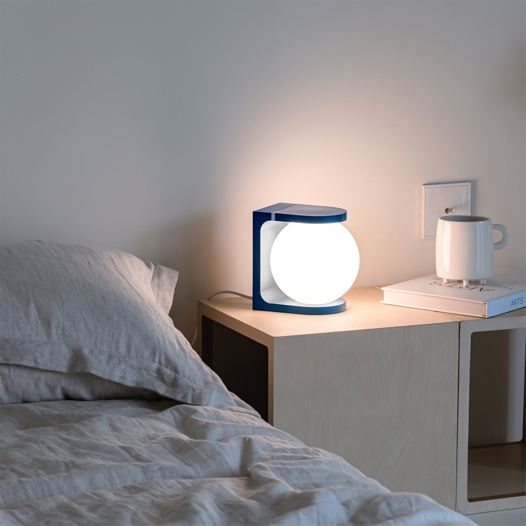 LumiCharge - Draadloze Oplaadbare LED Tafellamp met Boekensteun
