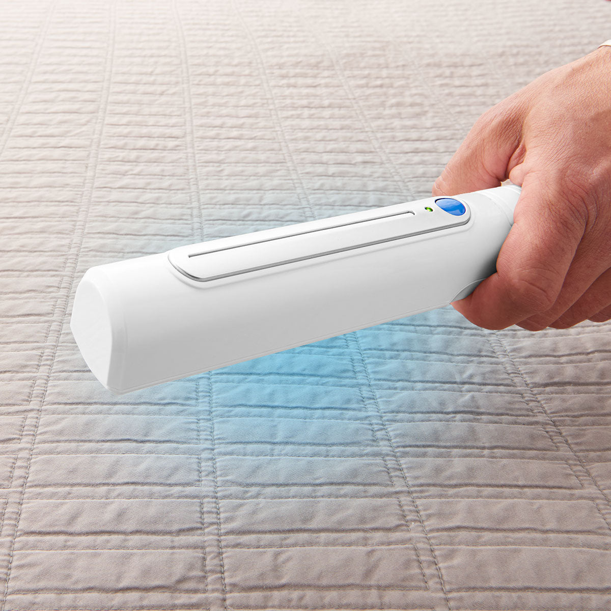 Portable UV Sanitizing Wand for Effective Germ Elimination Travel Use 2