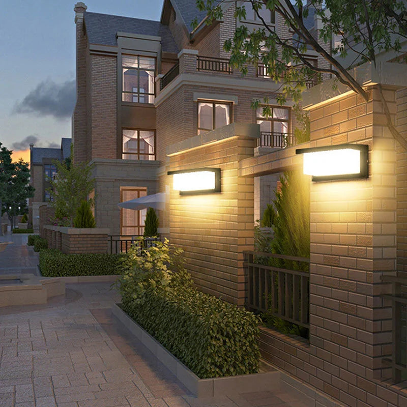 SolarElegance - Luxury Solar Energy Wall Lamp