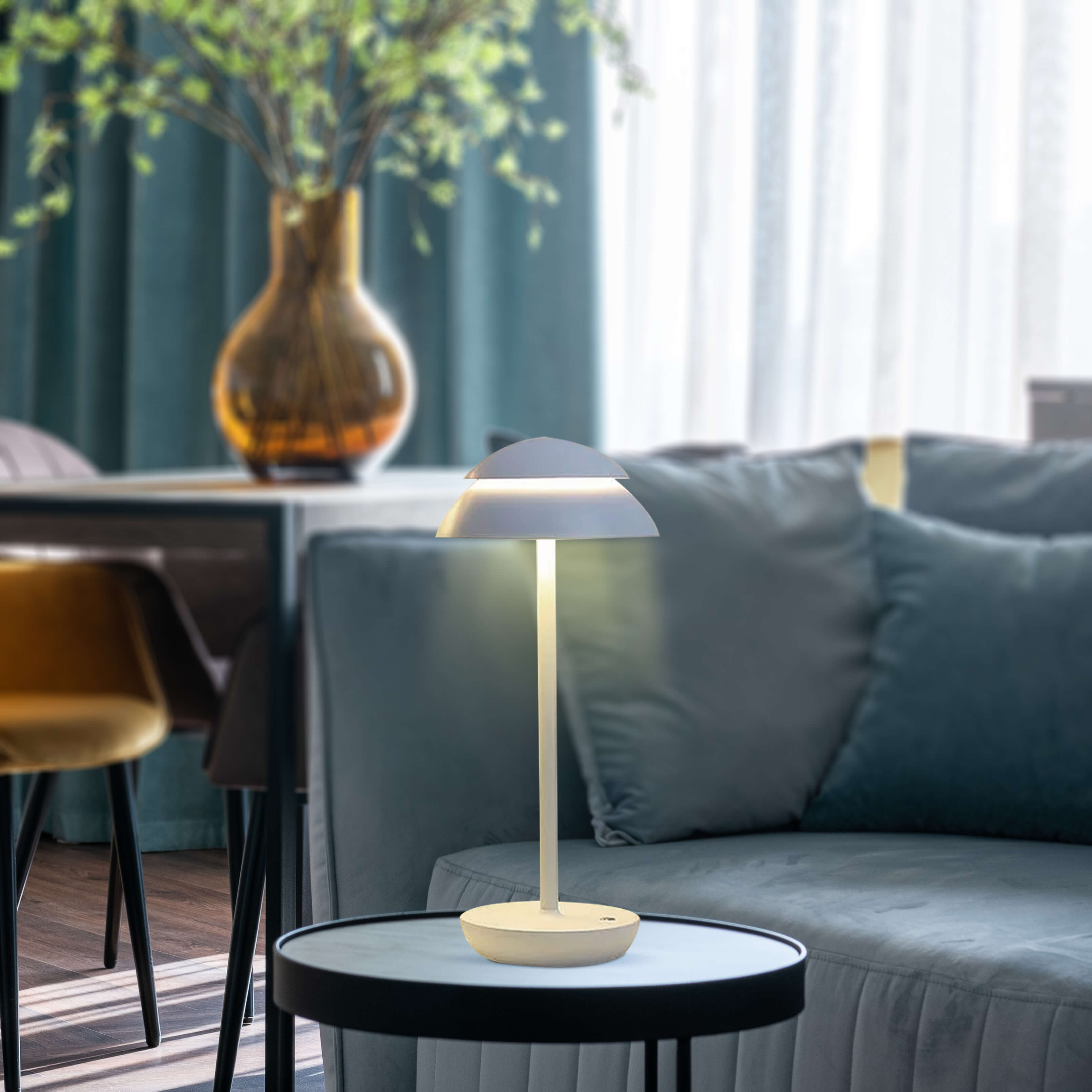 IllumiTouch Wireless Table Lamp