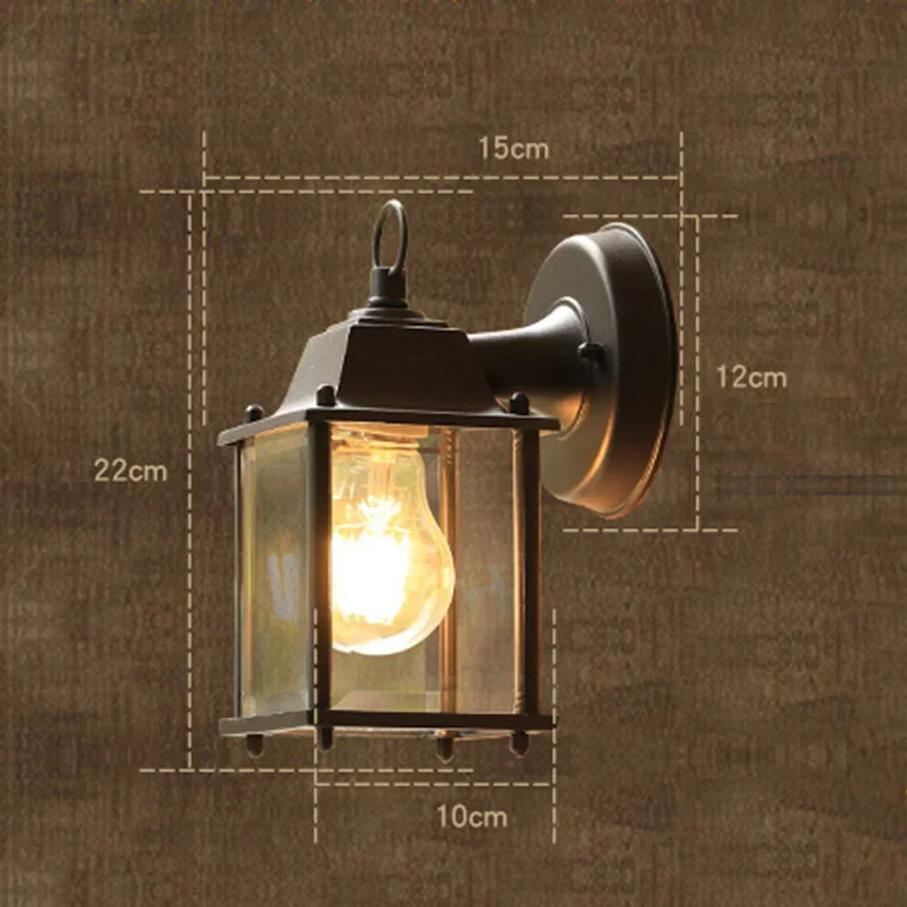 LumiClassic – Retro Outdoor Wall Lamp – Weatherproof Vintage Lighting for Garden & Terrace