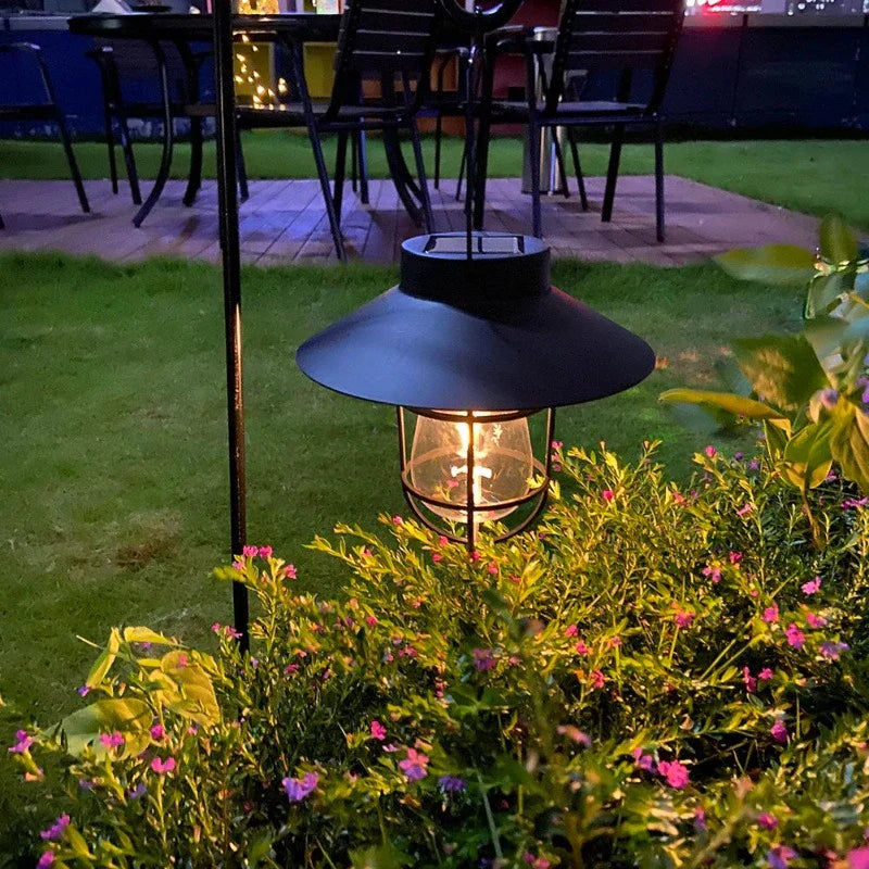 LumiRetro – Vintage Solar Lantern for Garden & Terrace – Weatherproof Outdoor Lighting