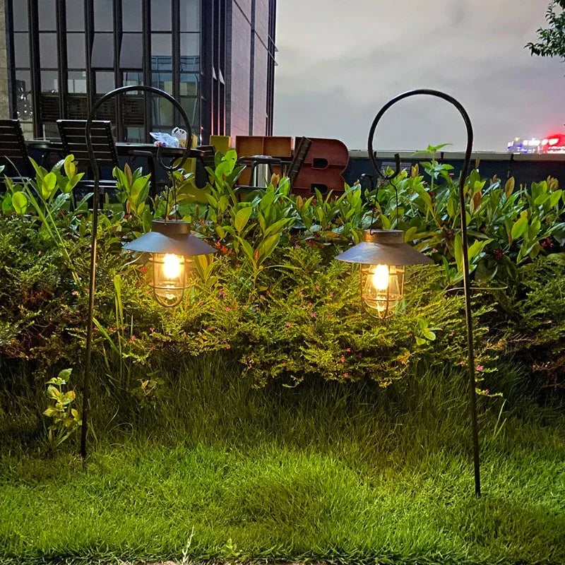 LumiRetro – Vintage Solar Lantern for Garden & Terrace – Weatherproof Outdoor Lighting