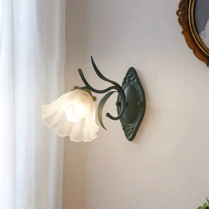 LilyGlow – Wall Lamp with Floral Design