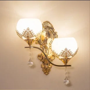 CrystalLuxe - Lámpara de varita LED dorada para dormitorio y sala de estar iluminación ambiental