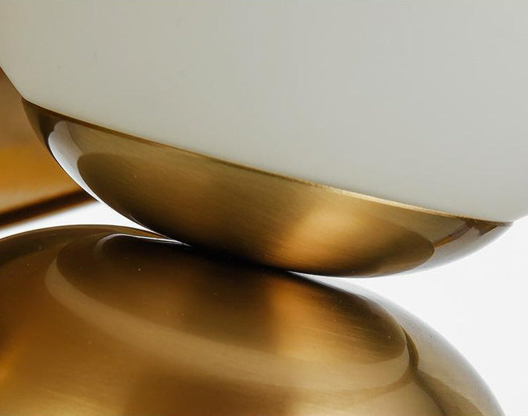 LuxeLume - Lampada da tavolo dorata con illuminazione LED