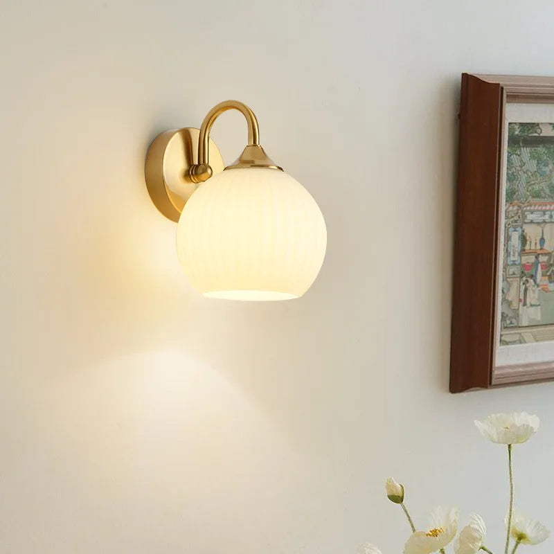 ModernWall - Lámpara de Pared LED Nórdica con Pantalla de Cristal para Iluminación Ambiental Interior