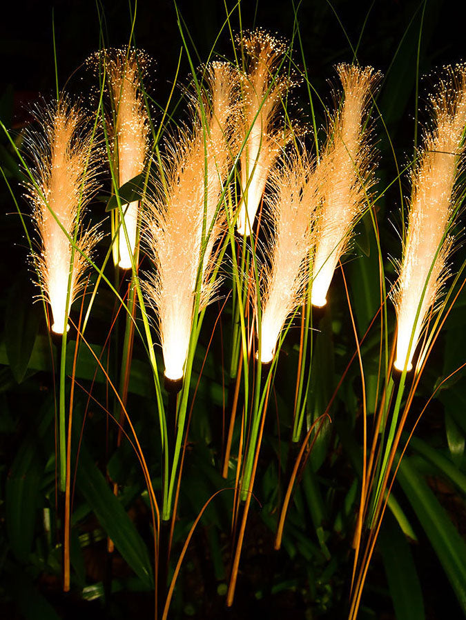 Solar reed garden lamp