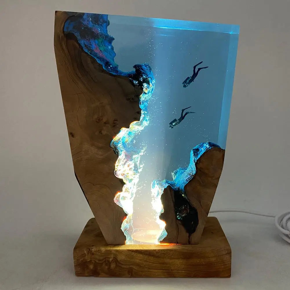 OceanGlow - Lámpara de mesa LED Ocean Diver – Lámpara de madera epoxi con diseño marítimo