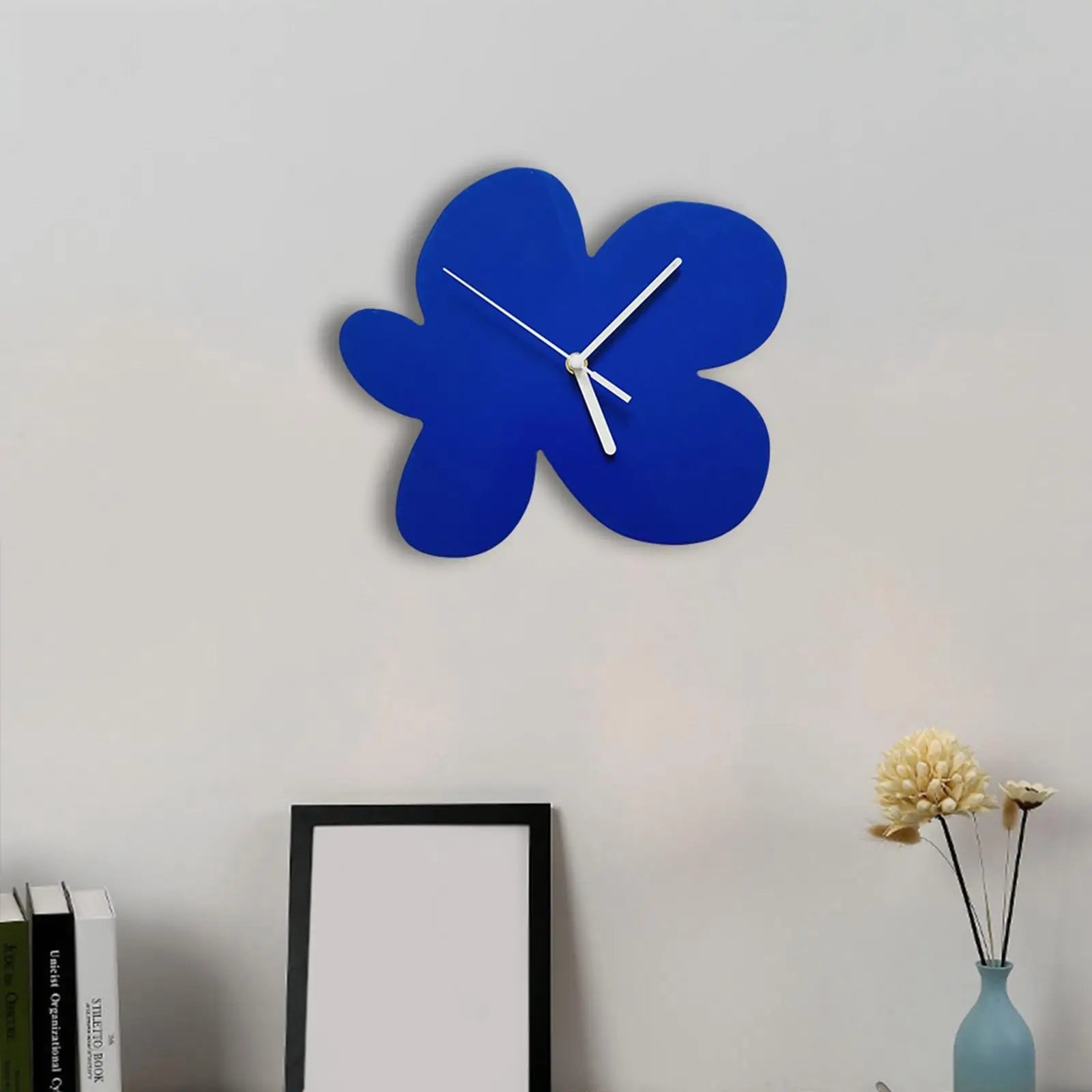 NordicWall - Reloj de pared silencioso decorativo para niños y sala de estar