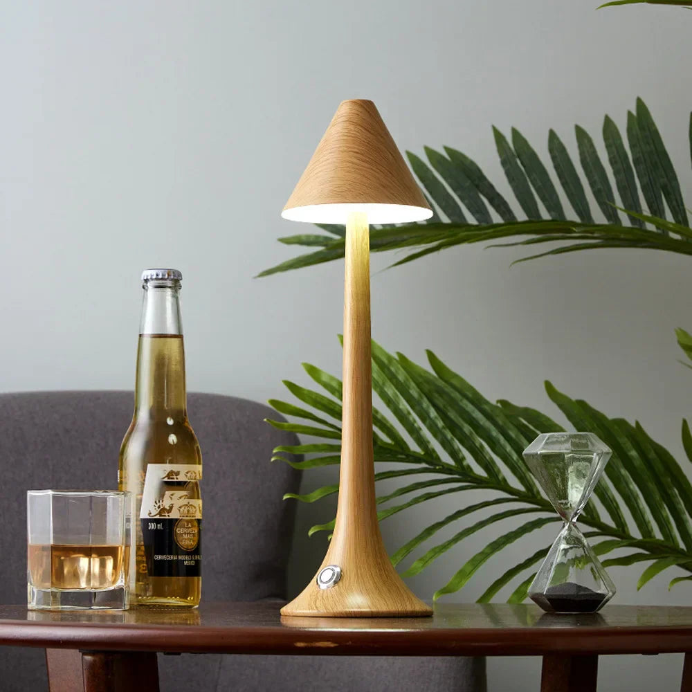 LumaWood - Oplaadbare LED Tafellamp met Houten Design, Dimbaar en Draadloos