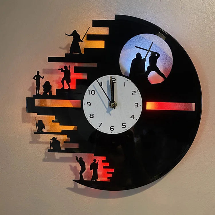 StarWarsVinyl - Reloj de pared LED decorativo para dormitorio y sala de estar