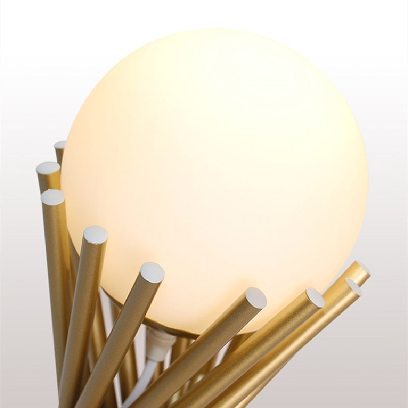 LumiGlobe - Moderne Gouden Tafellamp met LED Verlichting